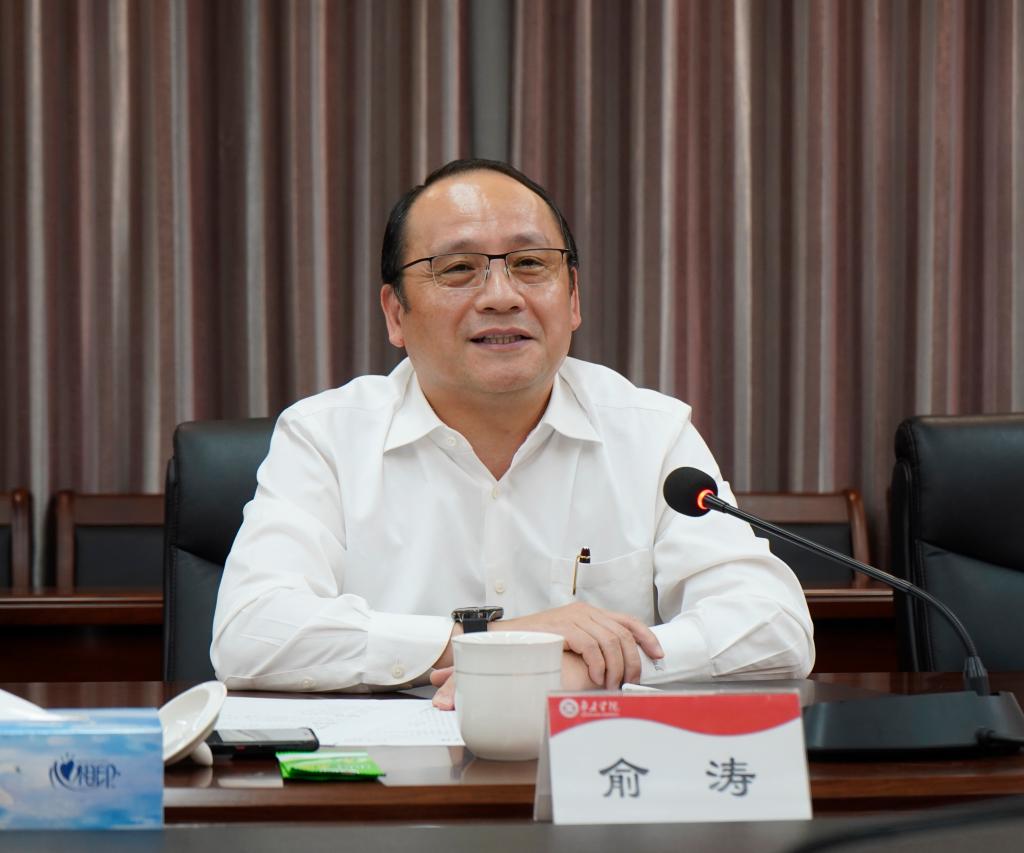 20241015上海工程技术大学今年会jinnianhuicom战略合作签约仪式4.jpg